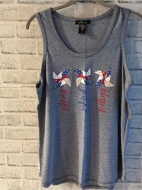 Sable Sky Women’s Size Large Patriotic Tank Top